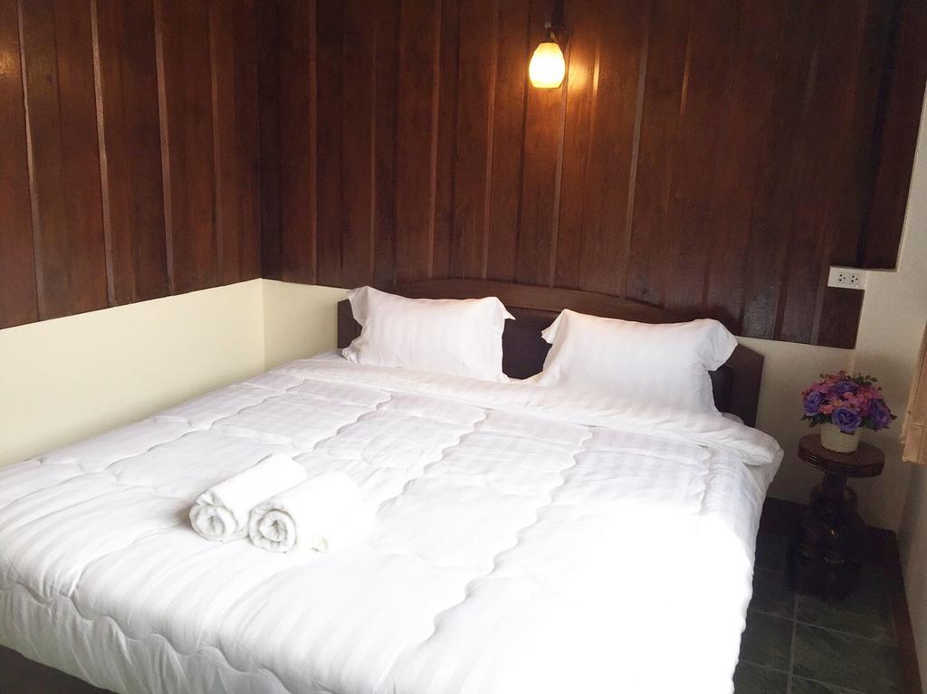 Phrasing Guesthouse Chiang Mai Exterior photo