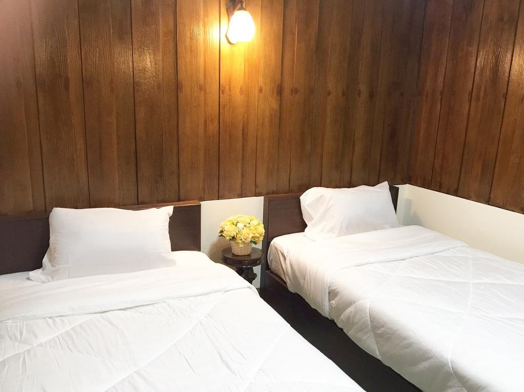 Phrasing Guesthouse Chiang Mai Exterior photo