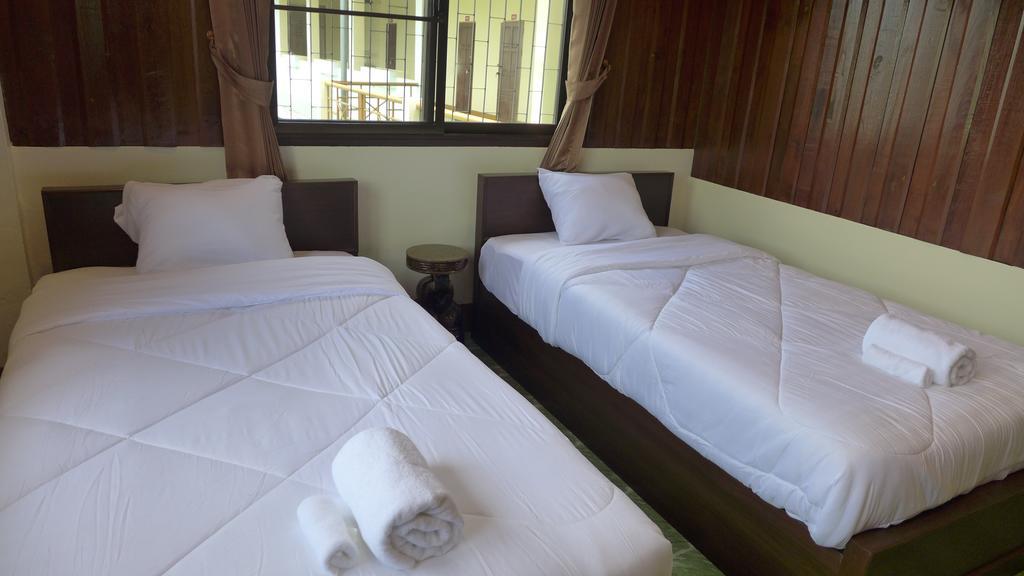 Phrasing Guesthouse Chiang Mai Exterior photo